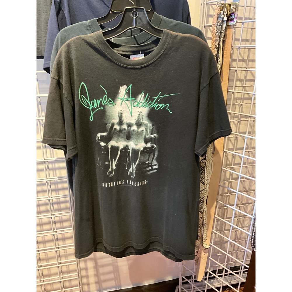Vintage Janes Addiction Nothings Shocking Band T-Shirt Hanes Heavyweight Large